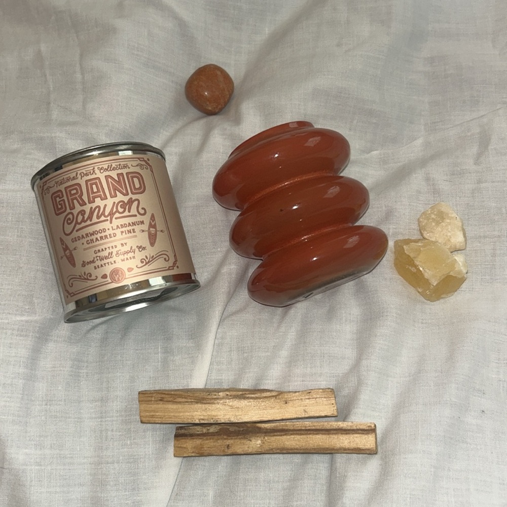 Groovy home decor set